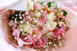 春の節目に贈るフラワーギフトの魅力